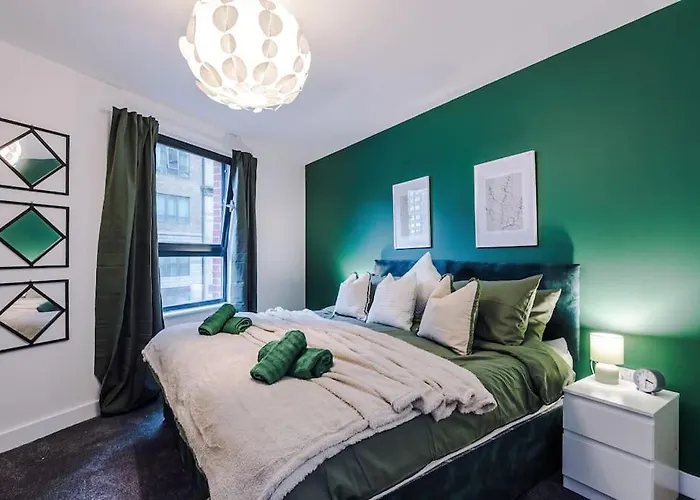 Spacious Deansgate Apartment, Free Park, Sleeps 8 Daire Manchester