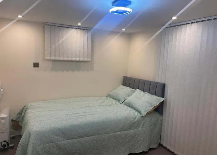 Newly Built Private Ensuite מנצ'סטר