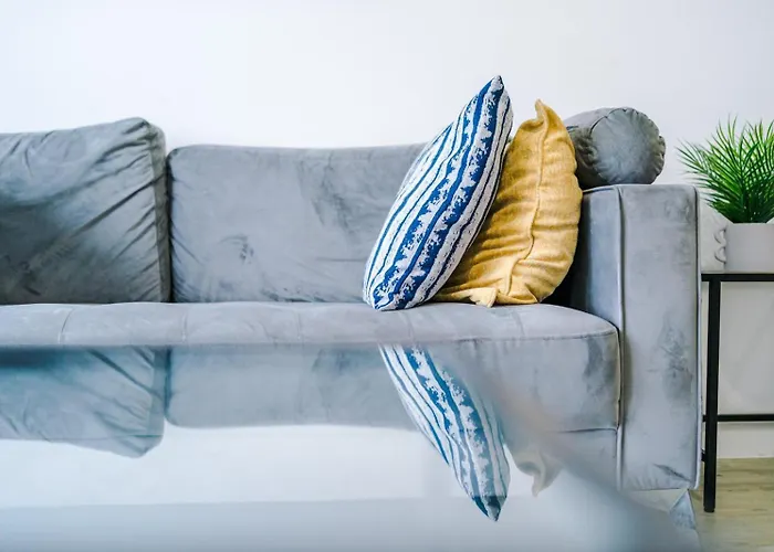 Centre - Luxury Two Bedroom Манчестер