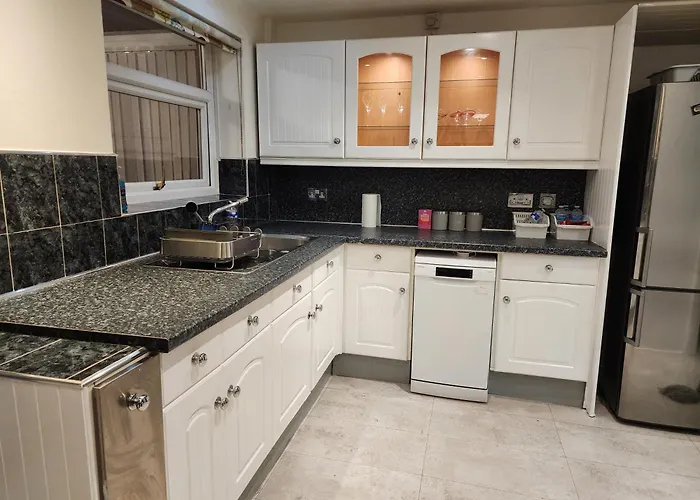 My -2 Bed House-free Parking