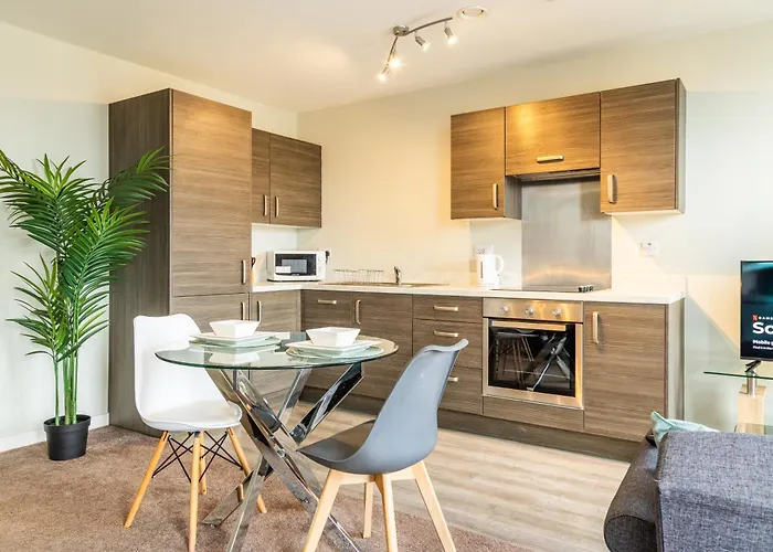 Spacious Studio, Centre , Salford * 맨체스터