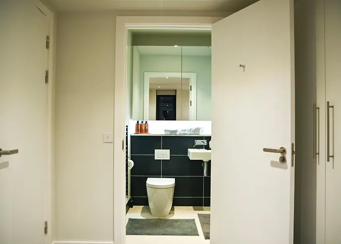 Modern In Daire Manchester