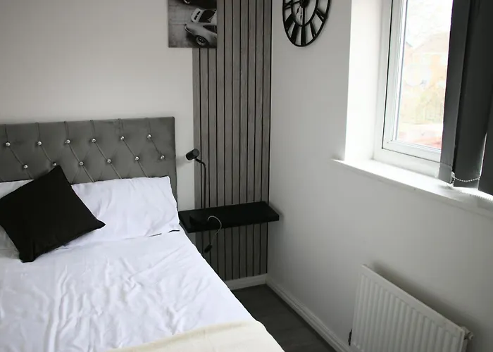 Semesterbostad Modern Townhouse-free Parking-pool Table