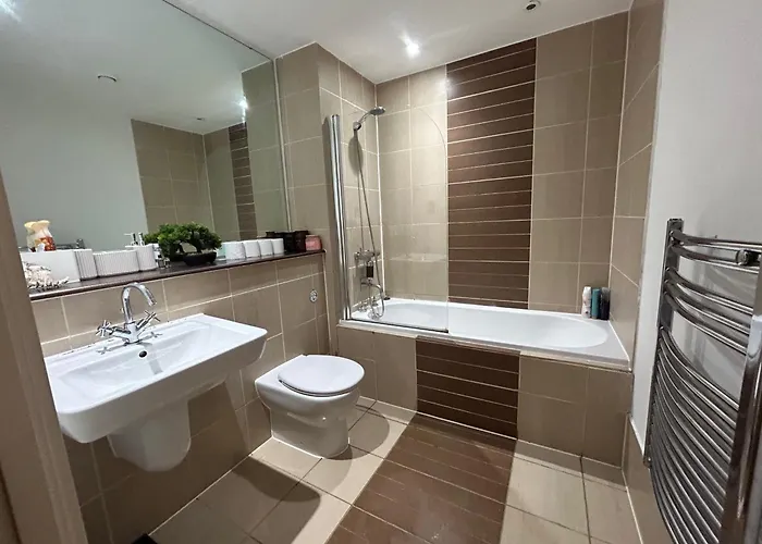 Cozy 5 Min Walk From Arena Manchester