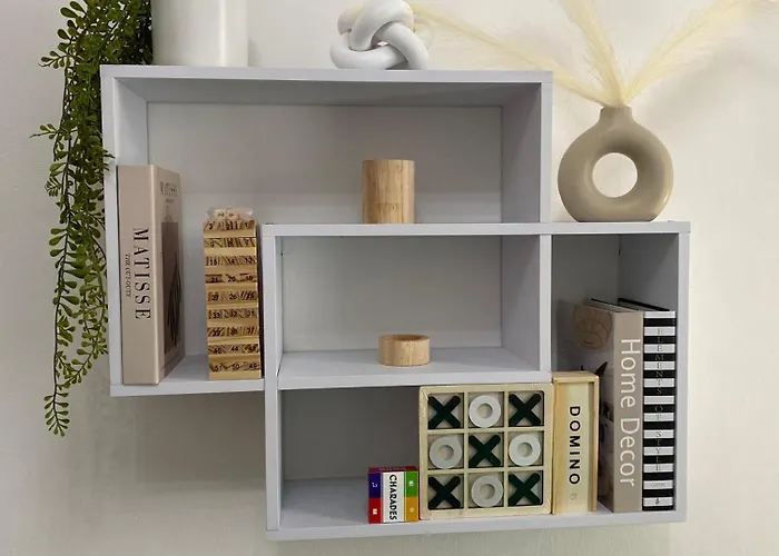 Modern Townhouse-free Parking-games Room-fast W-ifi Σπίτι διακοπών *