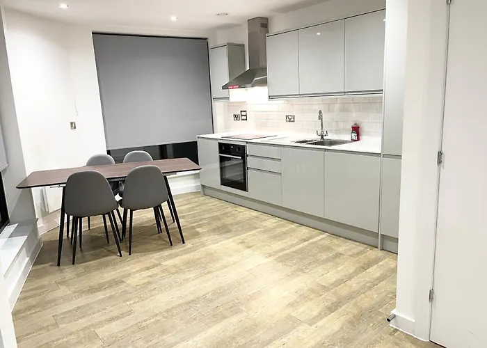 2 Bedroom Duplex 아파트 *