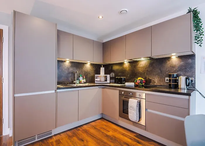 Sleek In By 53 Degrees Property, Ideal For Couples, Amazing Location! Манчестер