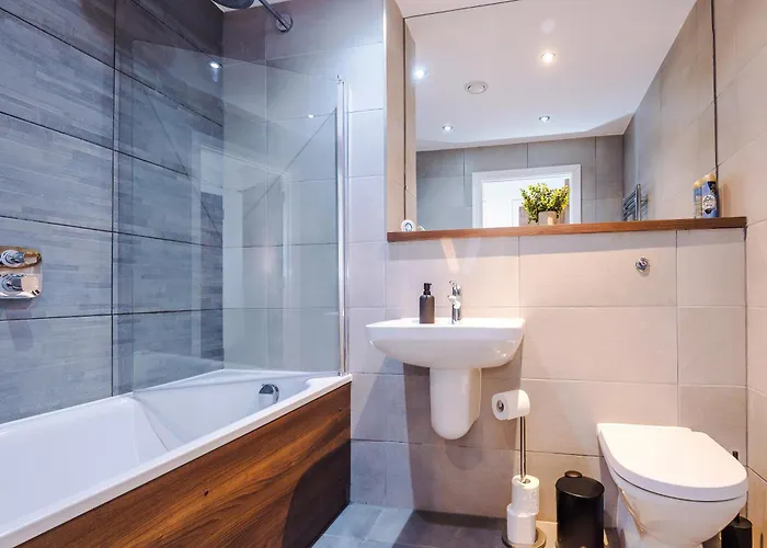 Sleek In By 53 Degrees Property, Ideal For Couples, Amazing Location!