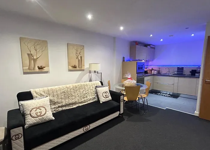 Cozy 5 Min Walk From Arena Apartament *