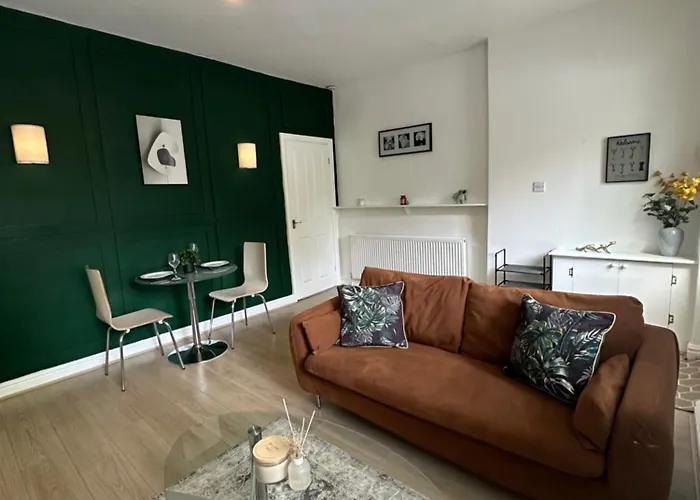 Beautiful Awaits Your Short Term Apartmán