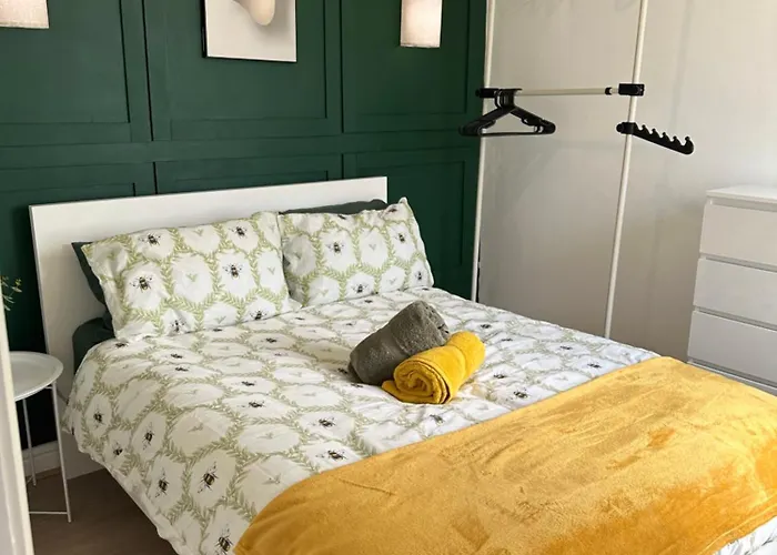 Beautiful Awaits Your Short Term Apartmán *