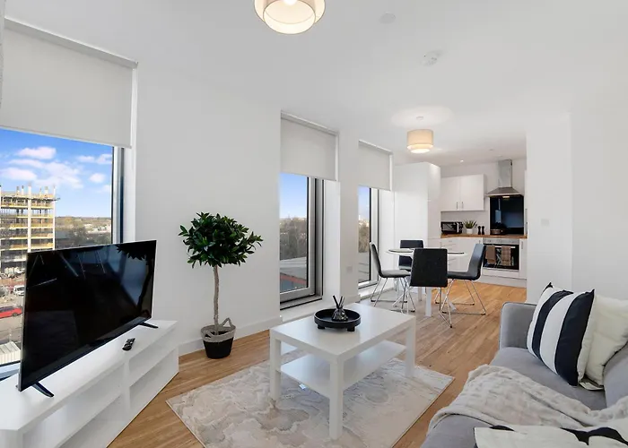 דירה New! 2br In Media מנצ'סטר