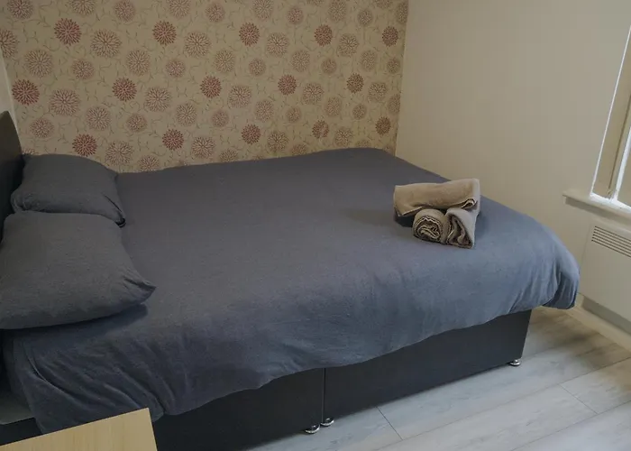 Apartamento Lovely Modern 2 Bed Flat With Parking, Close To Centre