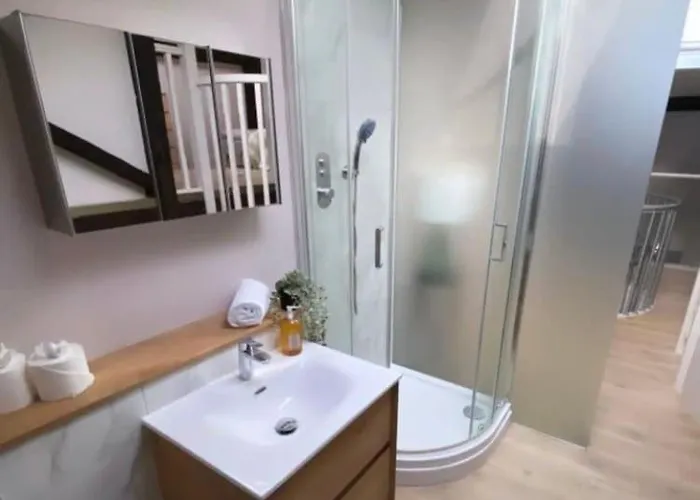 Emerald Escape 3 Bed 3 Bath 아파트 맨체스터