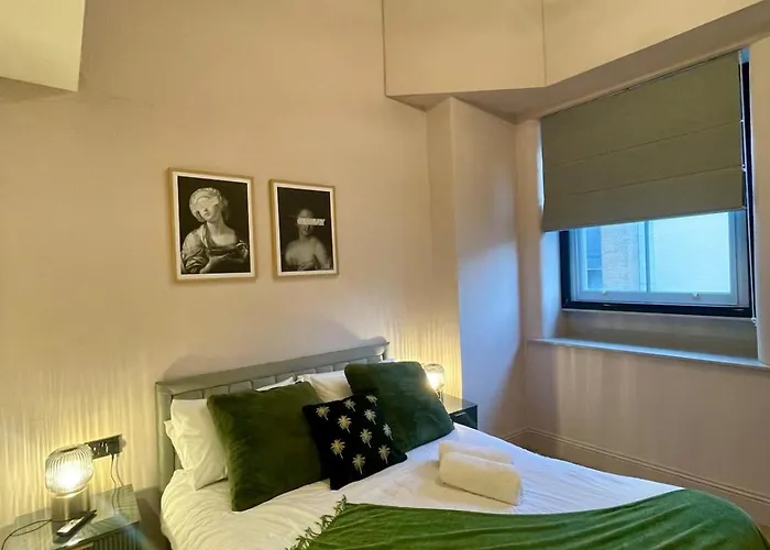 Emerald Escape 3 Bed 3 Bath 아파트 맨체스터