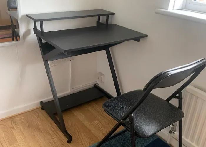 Сasa de vacaciones 5 Bedrm Hse! Ev! & Nr Citycentre! *