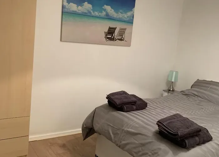 5 Bedrm Hse! Ev! & Nr Citycentre! Feriehus Manchester