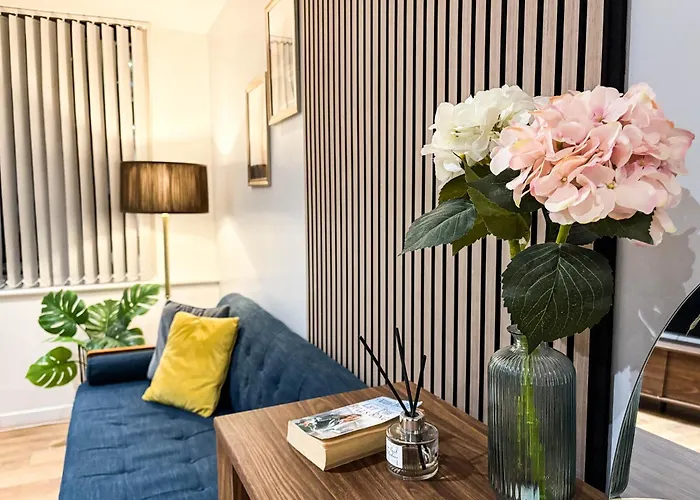 Spacious 2br 2ba Centre Sleeps 5 Manchester