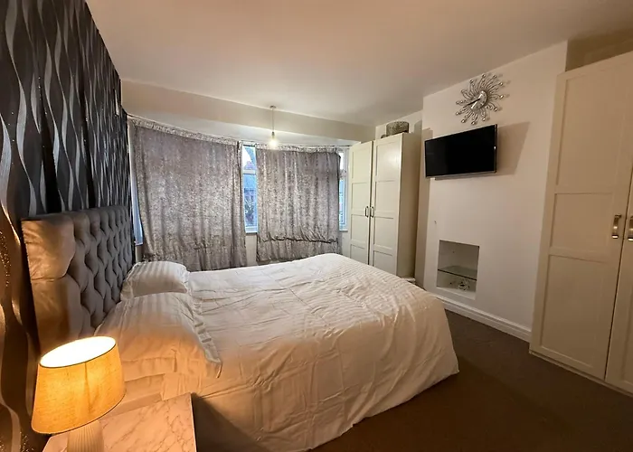 The Crib 1 홈스테이