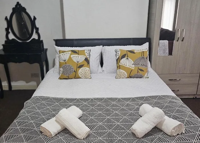 펜션 Go Big ! Entire Cozy House For Max 8 People Near Center *