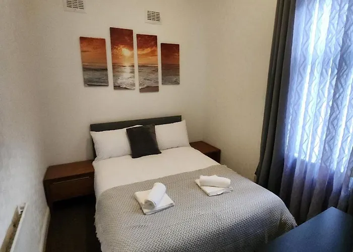 펜션 Go Big ! Entire Cozy House For Max 8 People Near Center