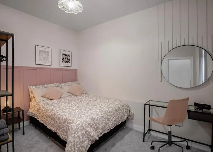 Cozy - Great Location - Perfect For Long Apartmán Manchester