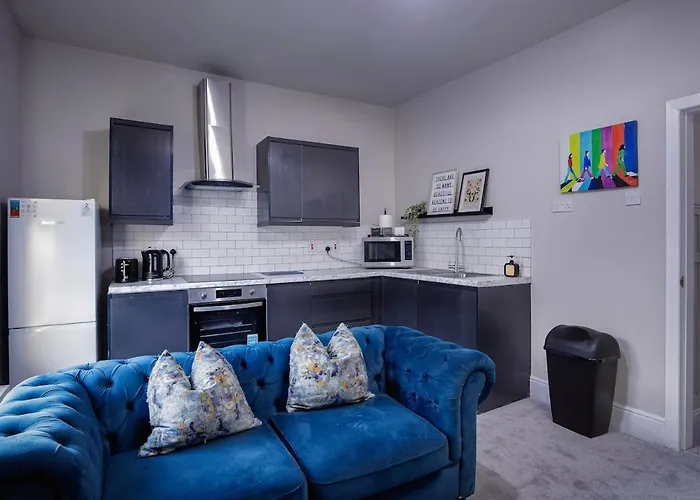 Cozy - Great Location - Perfect For Long * Manchester