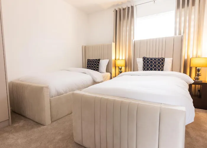 Luxury 3 Bed House Old Trafford