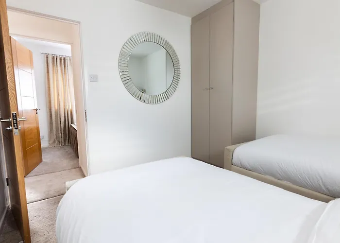 度假居 Luxury 3 Bed House Old Trafford *