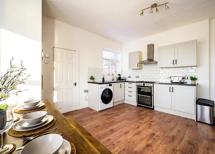 Stylish Modern - Perfect For Work, Leisure & Stadium Visits With Parking Apartament *