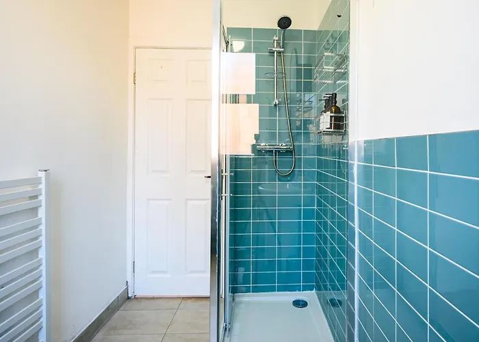 Stylish Modern - Perfect For Work, Leisure & Stadium Visits With Parking מנצ'סטר