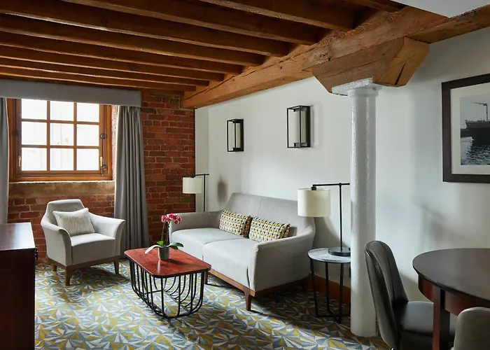 Marriott Victoria & Szálloda 4*