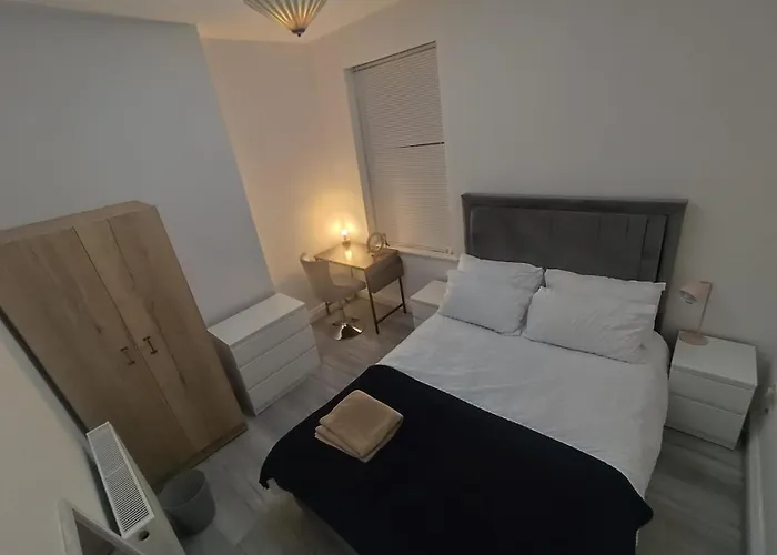 Goulden Retreat 맨체스터