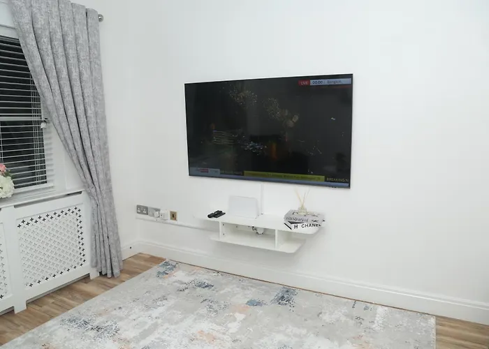 Mdz Luxe Stays-sleeps 6 Apartamento Mánchester