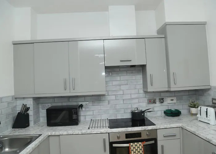 Mdz Luxe Stays-sleeps 6 Appartement