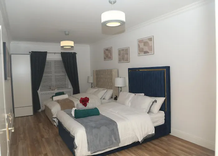 Mdz Luxe Stays-sleeps 6 Appartement