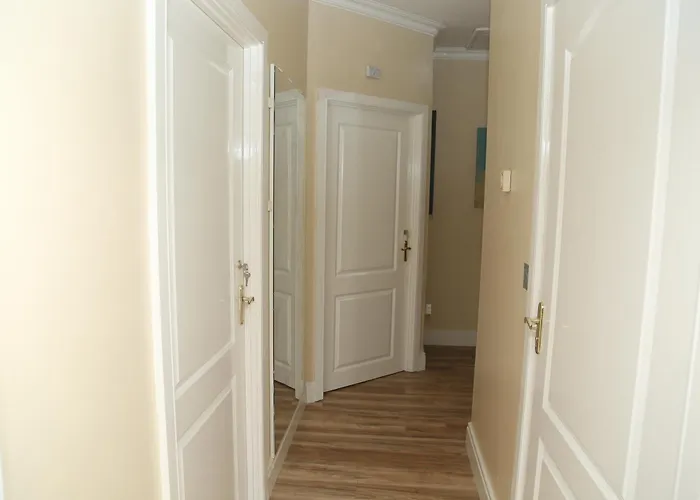 Mdz Luxe Stays-sleeps 6 Appartement *