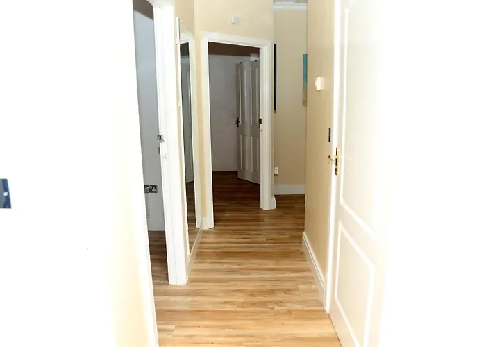 Mdz Luxe Stays-sleeps 6 Apartamento *