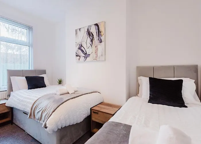 Apartman Free Parking, Late Check Out Coop Live Etihad Stadium 3-bed House