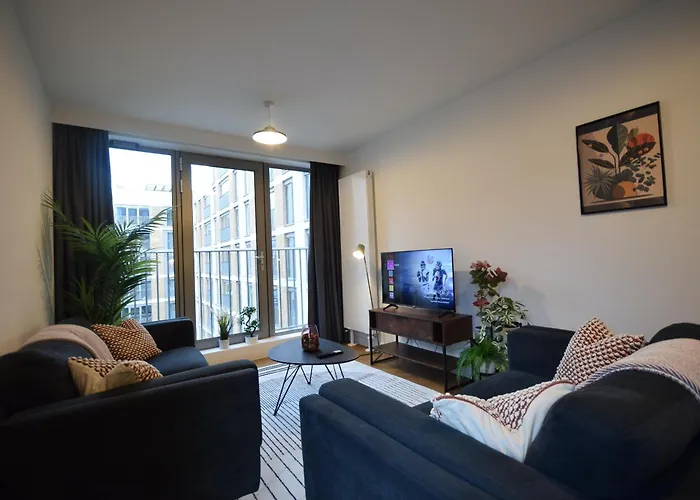 Apartment Life 2-bed 1-bath In New Cross *