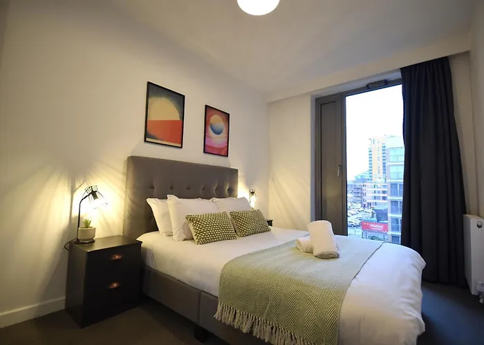 Life 2-bed 1-bath In New Cross