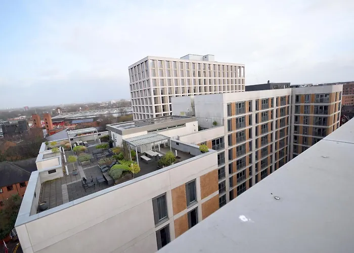 Apartment Life 2 - 2-bed 1-bath In New Cross *