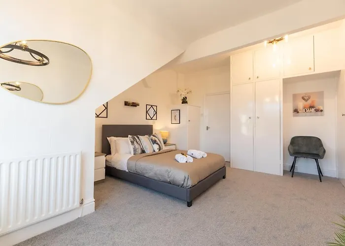 Richmond Retreat - Luxurious And Comfortable Spacious 2 Floor