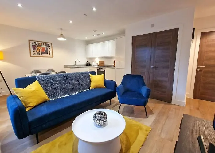 Free Parking. Old Trafford * Manchester