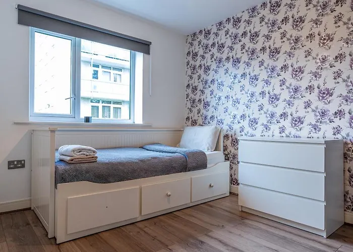 Cosy Modern 3-bed Near Etihad, Coop Arena - Ao Arena And Center *