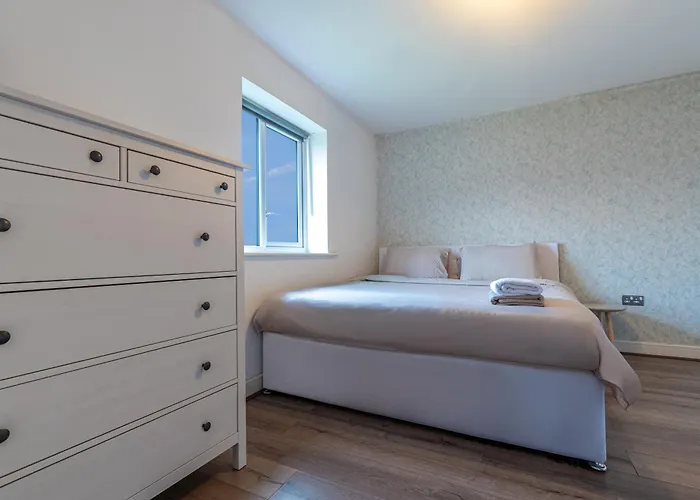 Cosy Modern 3-bed Near Etihad, Coop Arena - Ao Arena And Center Holiday home *