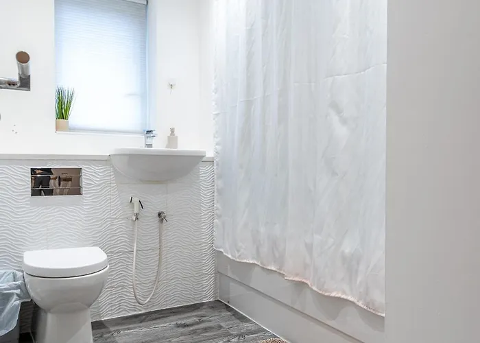 Cosy Modern 3-bed Near Etihad, Coop Arena - Ao Arena And Center