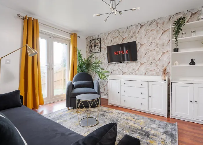 Coop Arena & Etihad - Free Parking - Pool Table 펜션 맨체스터