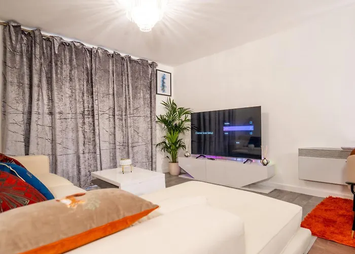 Apartamento Mega1 Luxury Spacious 1bedroom Apartment,