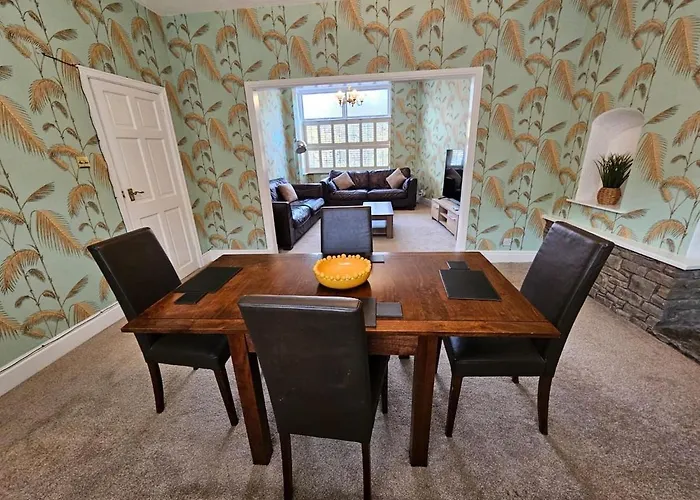 Clayton Hall Homes Дом отдыха Манчестер